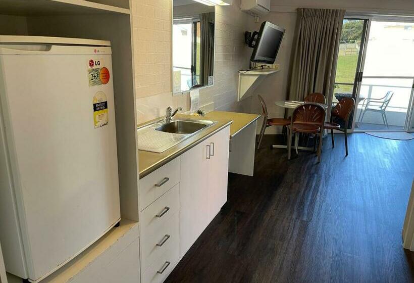 스위트, Ulladulla Harbour Motel