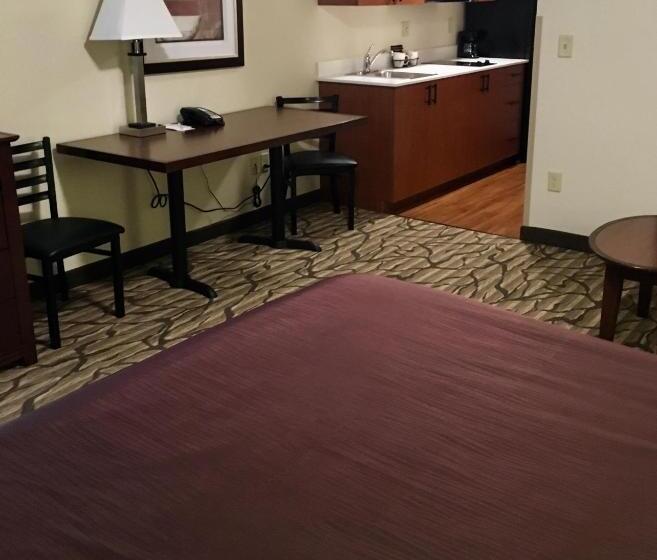 Люкс Повышенной Комфортности, Aspen Suites Hotel Sitka
