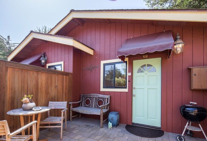 스탠다드 룸 킹사이즈 침대, Andril Fireplace Cottages