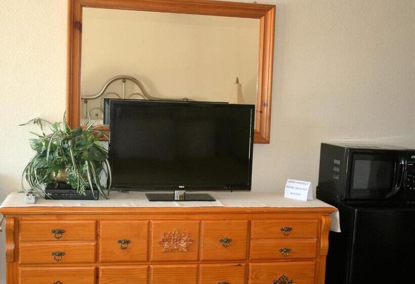 Номер Deluxe Кровать Кинг, Passion Play Road Inn   Formerly Statue Road Inn