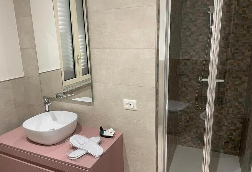 Четырехместный Номер Стандарт, Maraneri Rooms