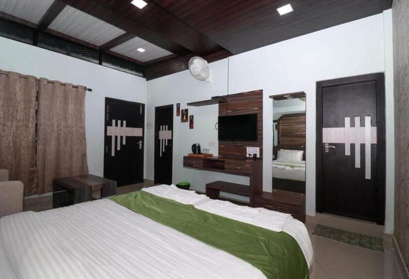 Номер Стандарт Вид на Бассейн, Emmonlang Resort