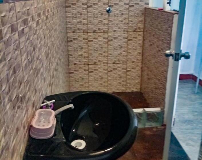آپارتمان 1 خوابه با چشم‌انداز, Krammer Condo And