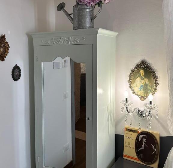 اتاق استاندارد, Operà B&b