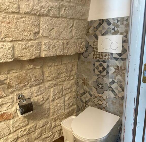 اتاق لوکس با تخت بزرگ, Operà B&b