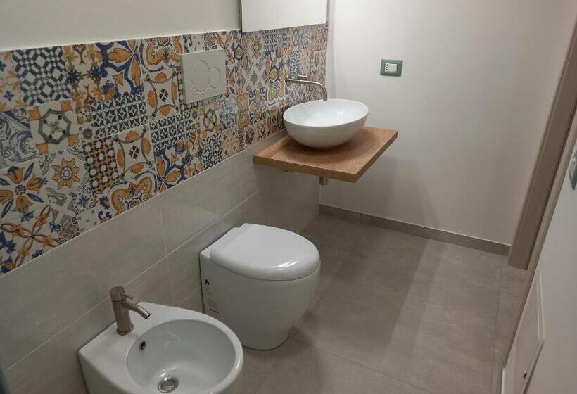 اتاق استاندارد چهار تخته, A Valata Apartments