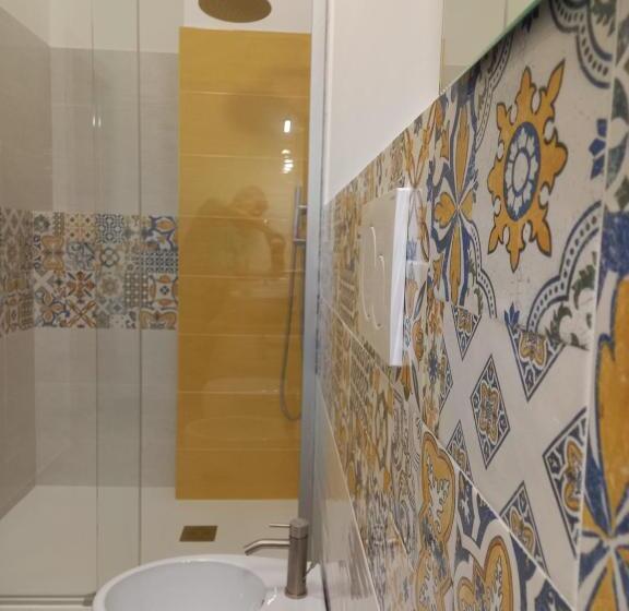 اتاق استاندارد چهار تخته, A Valata Apartments