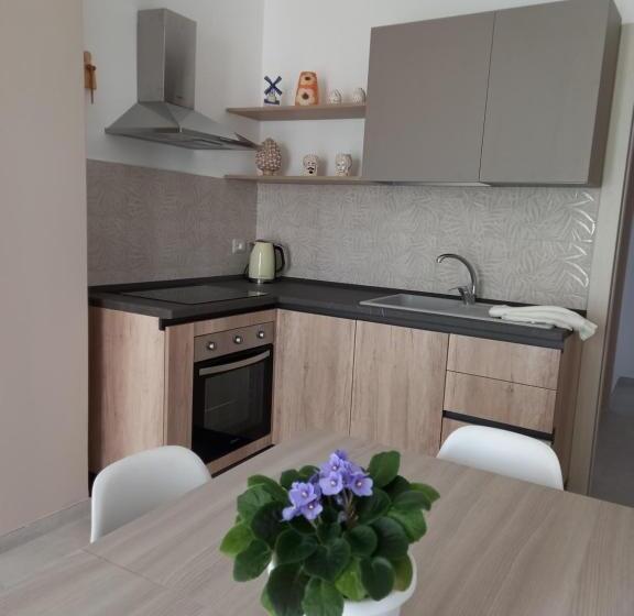 آپارتمان لوکس 2 خوابه, A Valata Apartments