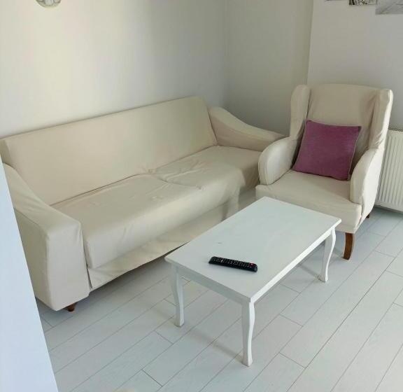 Семейный Номер Вид на Море, Mia Hill Suites