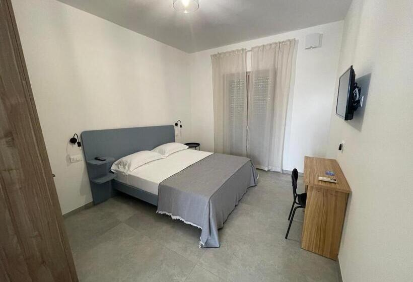 اتاق لوکس چهار تخته, B&b Casa Giulivo Pantanagianni