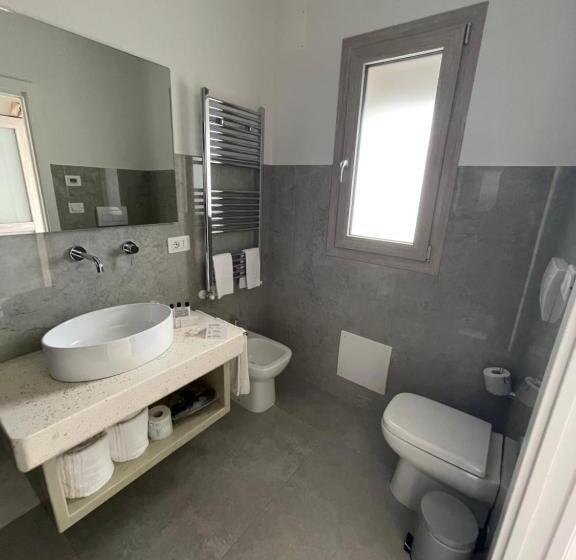 اتاق لوکس چهار تخته, B&b Casa Giulivo Pantanagianni