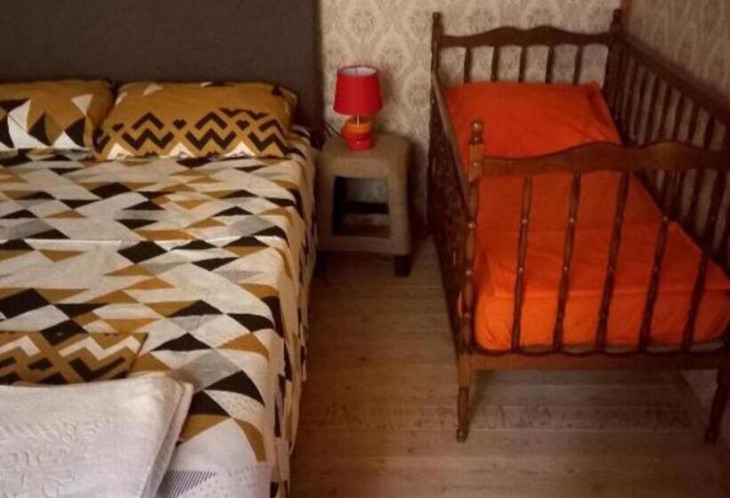 خانه 1 خوابه, Ethno House Mira
