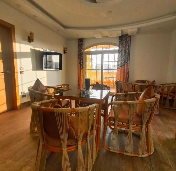 آپارتمان 3 خوابه, Al Bustan Residents Sheikh Zayed