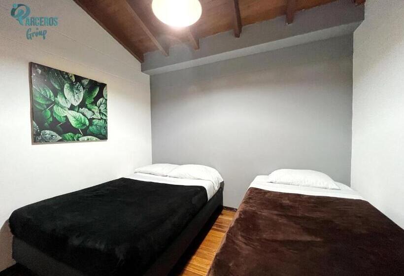 דירת דלוקס 3 חדרי שינה, Apartahotel Circunvalar Por Parceros Group