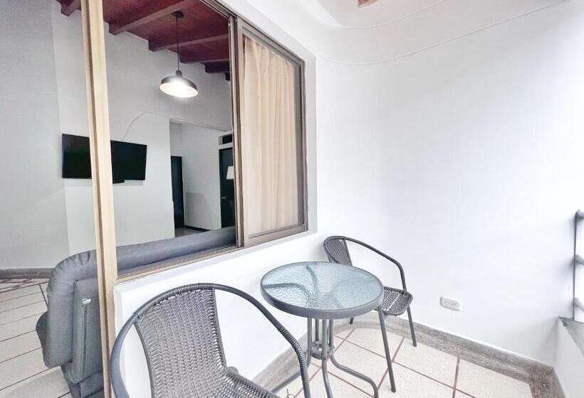 דירת 4 חדרים, Apartahotel Circunvalar Por Parceros Group