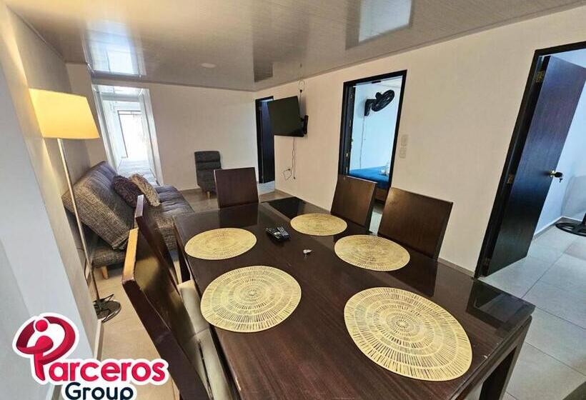 דירת שלושה חדרים, Apartahotel Circunvalar Por Parceros Group
