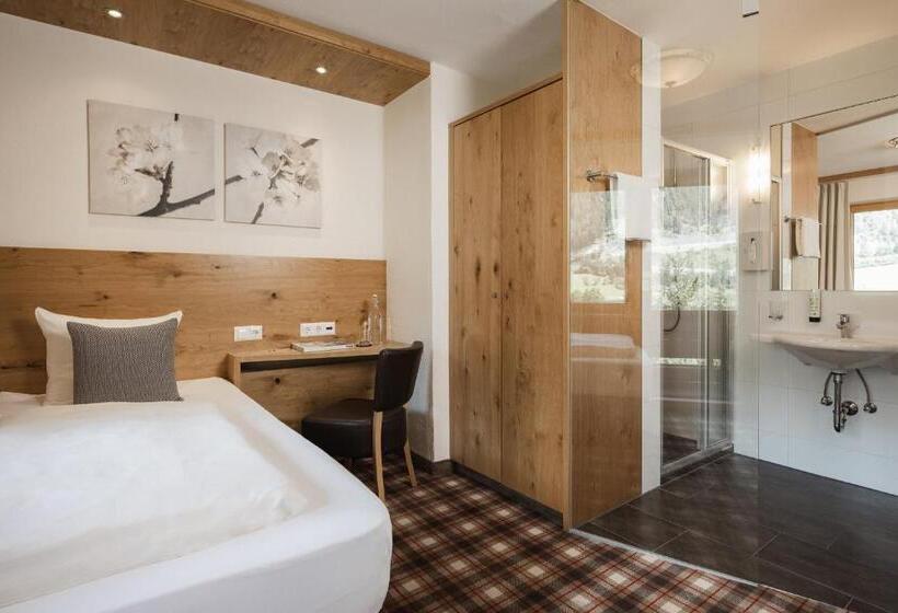 Quarto Estandar Individual com Sacada, Neueröffnung Miaflor Familien  & Aktivresort