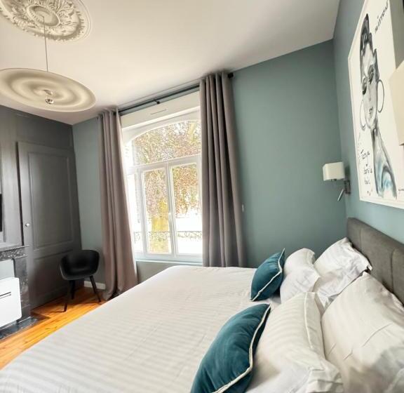 Номер Deluxe, Aura Castle