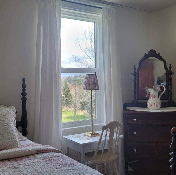 ファミリールーム, Clinton Pond Bed And Breakfast