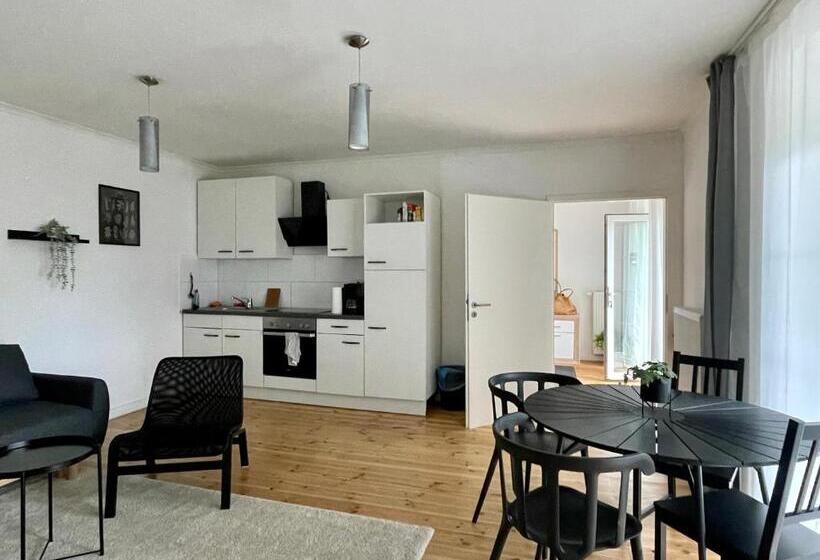 آپارتمان 1 خوابه با تراس, Dene Living Apartments
