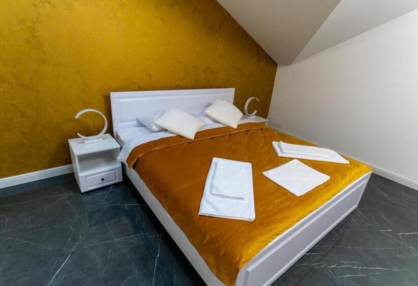 Номер Стандарт Трехместный, Dar House