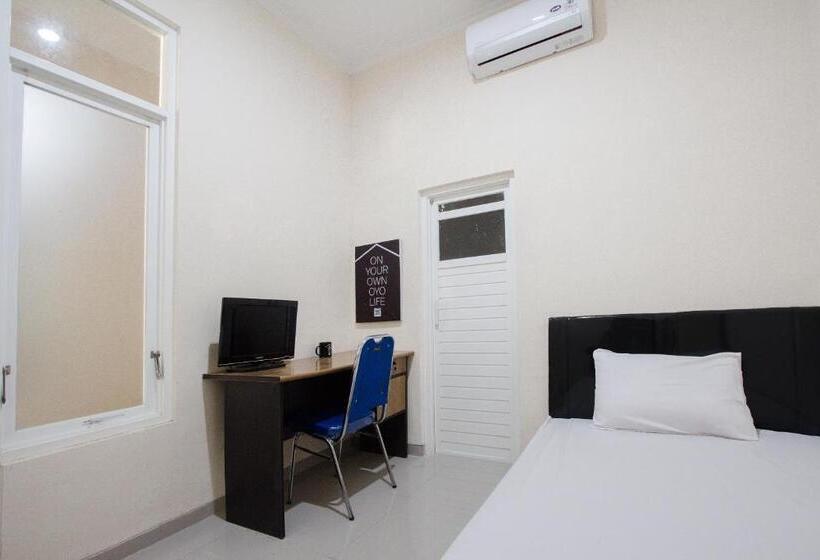 غرفة إقتصادية فردية, Oyo Life 3531 Wisma Eka
