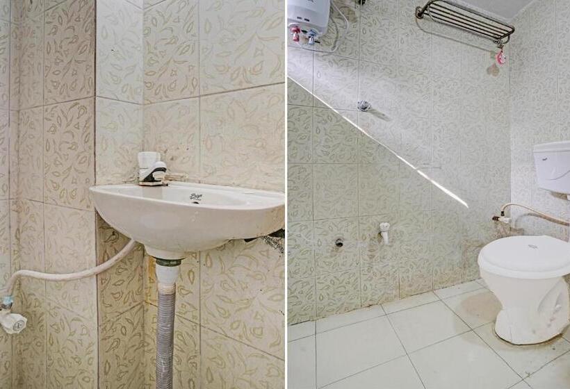 اتاق کلاسیک سه تخته, Oyo Hotel Yugraj