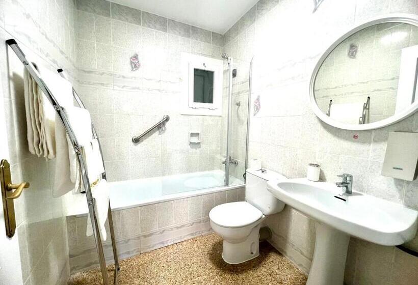 スタンダードルーム, Escondite Central Con Terraza Compartida En La Azotea