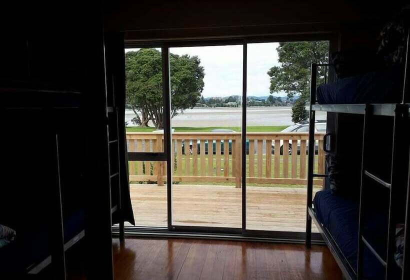 تختخواب در اتاق مشترک, Apple Tree Backpackers
