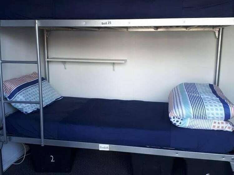 تختخواب در اتاق مشترک, Apple Tree Backpackers