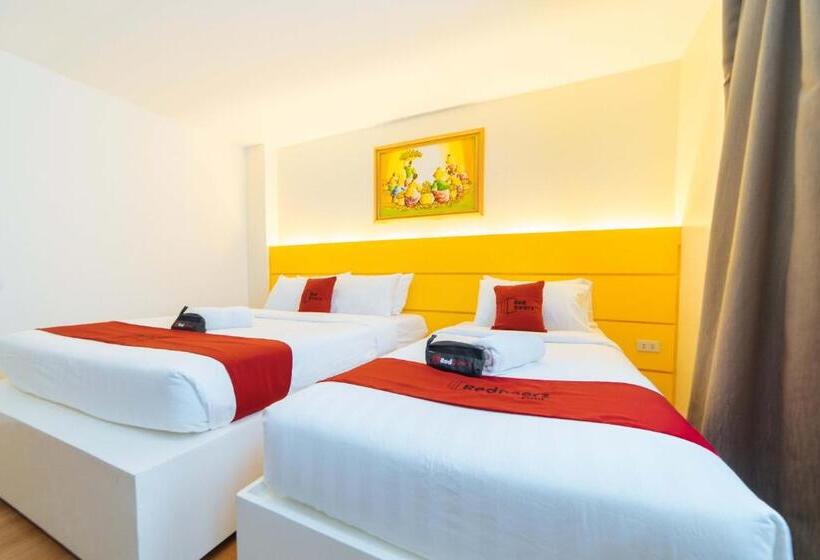 デラックスルーム, Reddoorz Plus At Hotel Metro Kalibo