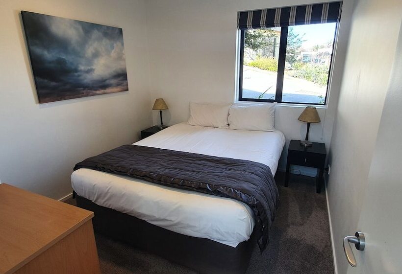 침실 3개 아파트, The Moorings Motel And Apartments