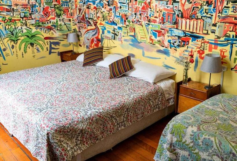 اتاق ساده سه‌ نفره, Nómada Eco Hostal
