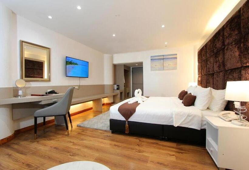 Quarto Deluxe, Pooh Beach Resort & Spa