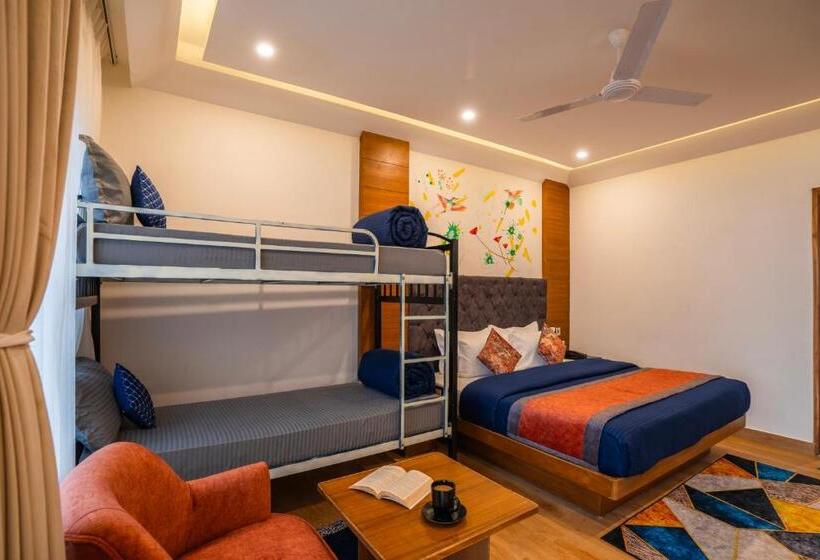 디럭스 4인 룸, Shalom Backpackers Mussoorie
