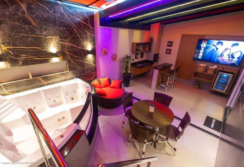 Полулюкс с Балконом, Motel Deslize Ribeirão Preto