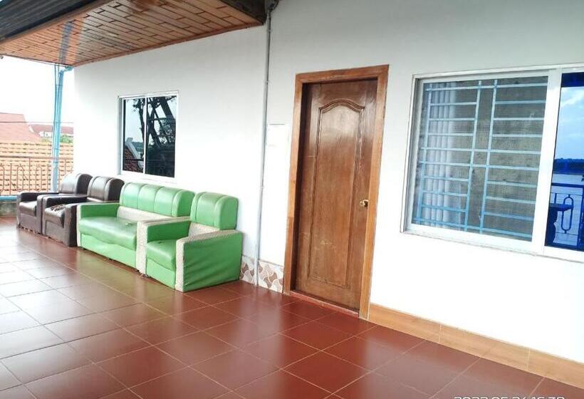 جناح عائلي, Silver Dolphin Guesthouse & Restaurant