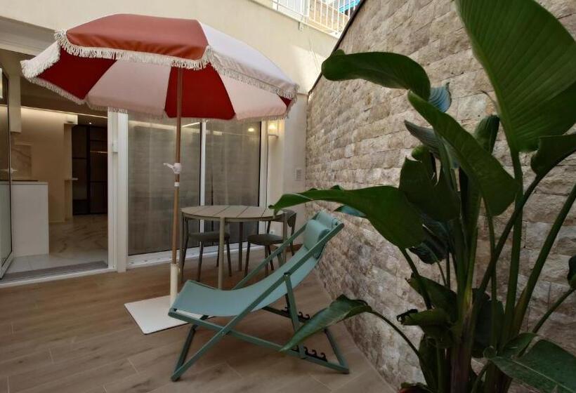 Apartamento 1 Dormitório com Terraço, Club Inn Appartement