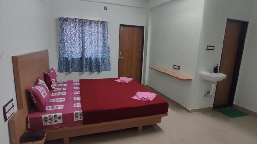 Номер Стандарт, Shalini Palace