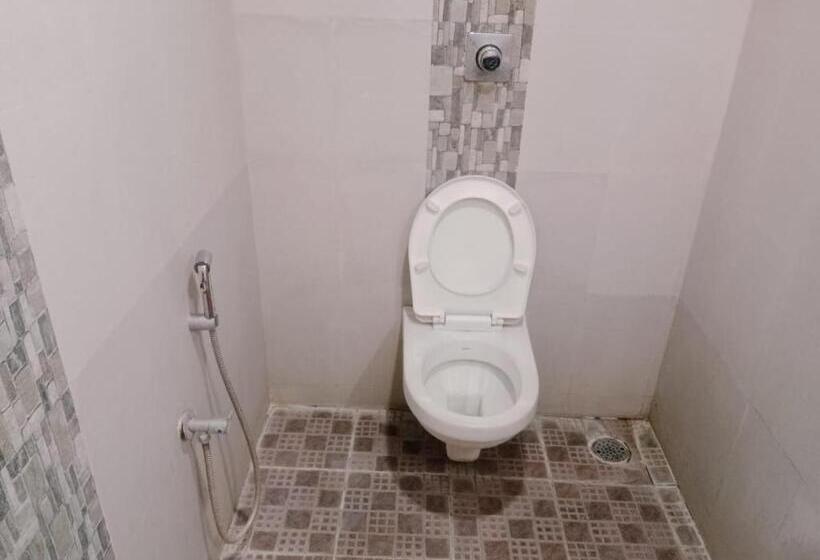Номер Стандарт, Temple City Lake Inn Madurai Aala