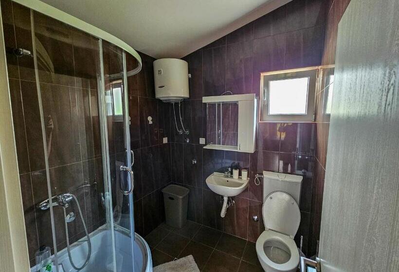 اتاق استاندارد, Guesthouse Lole