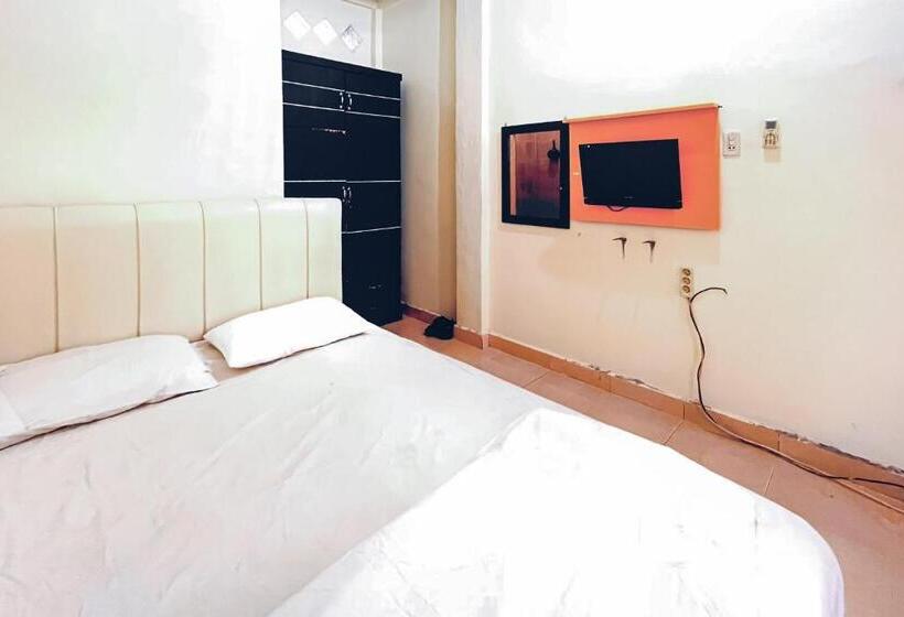 Номер Стандарт, Amira House Kisaran Redpartner