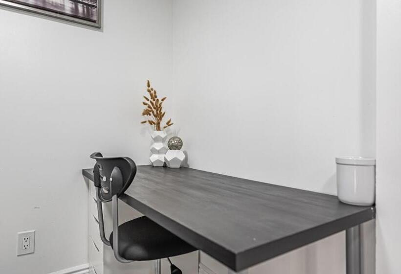 ２ベッドルームアパートメント, Luxuriours 2br 2wr Apartment