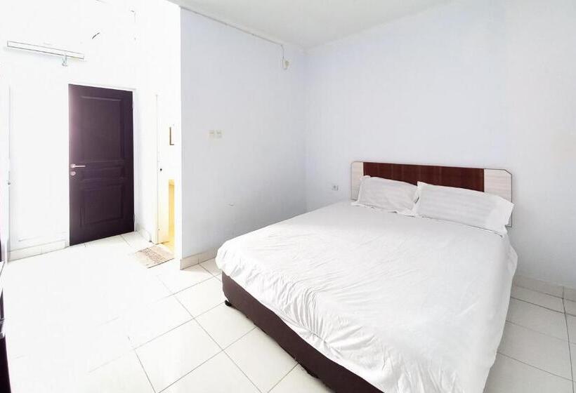 Номер Deluxe, Cemara House Syariah Redpartner