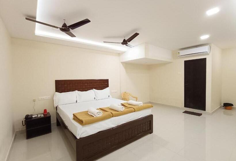 Люкс Повышенной Комфортности, Selvi Residency