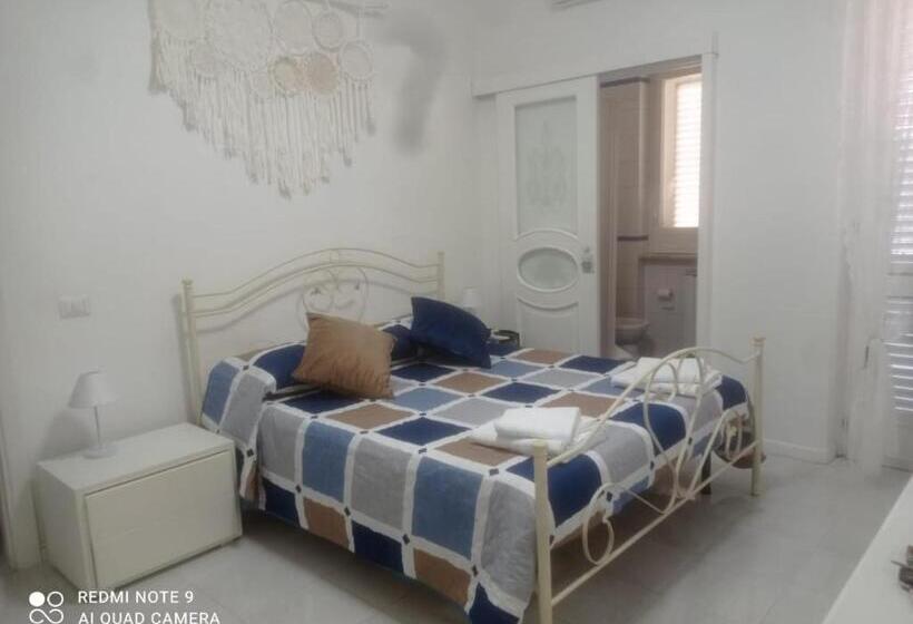 Quarto Estandar com Sacada, Torre Agada