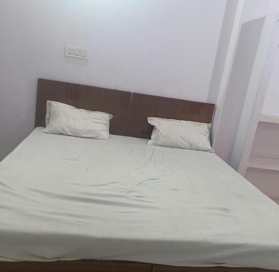 Номер Стандарт, La Ayodhya Residency