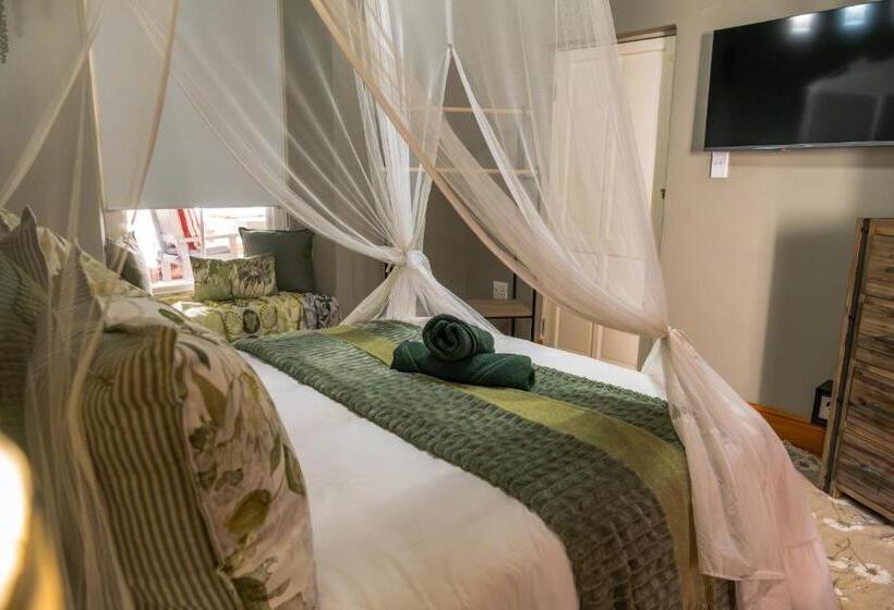 Семейный Номер Deluxe, Hephzibah Inn Guest House And Venue