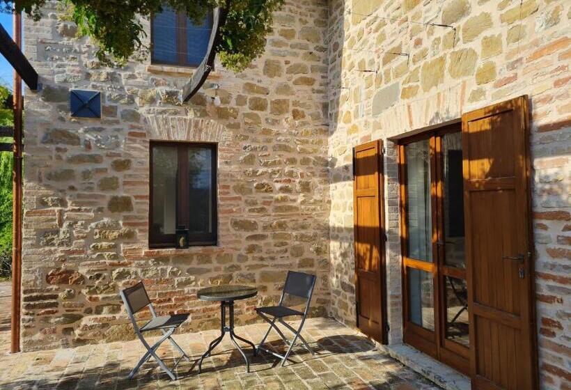 Номер Стандарт с Террасой, La Mela Rosa Bed & Breakfast