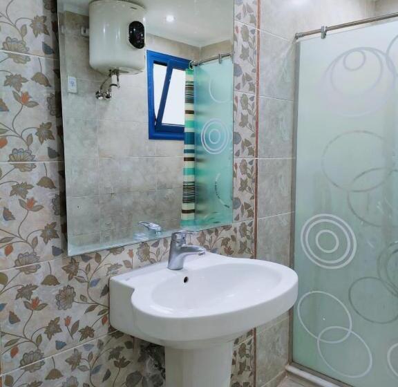 آپارتمان 3 خوابه با چشم‌انداز دریا, Alexandria Condotel